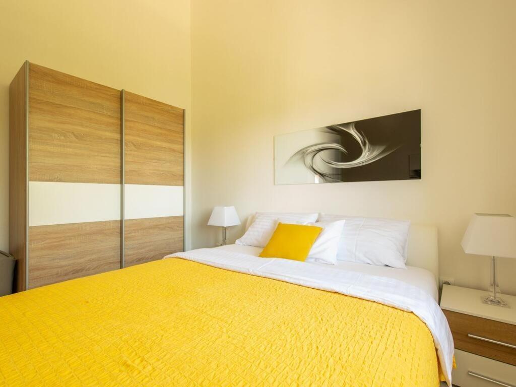 Apartmani Velic Vir Exterior foto