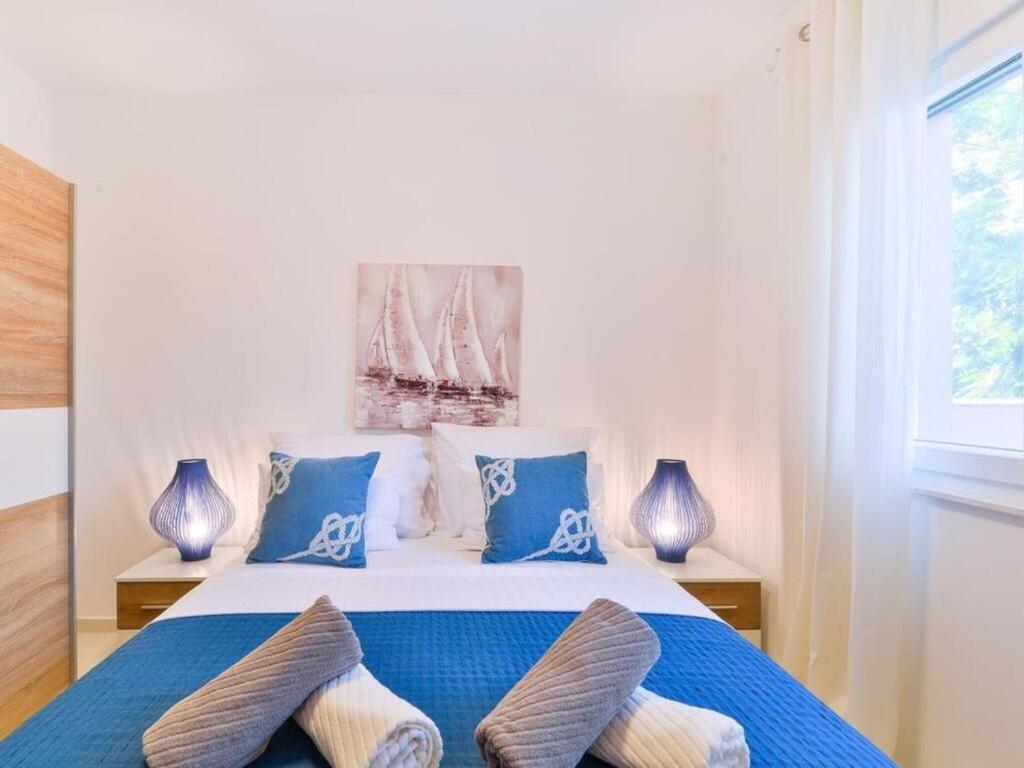 Apartmani Velic Vir Exterior foto